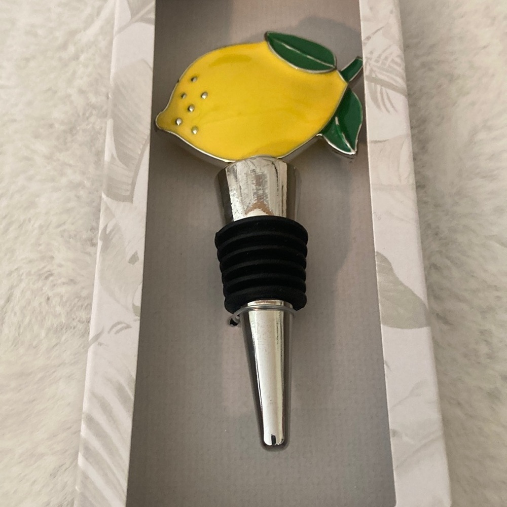 Tommy Bahama Lemon Bottle Stopper - Picture 3 of 5